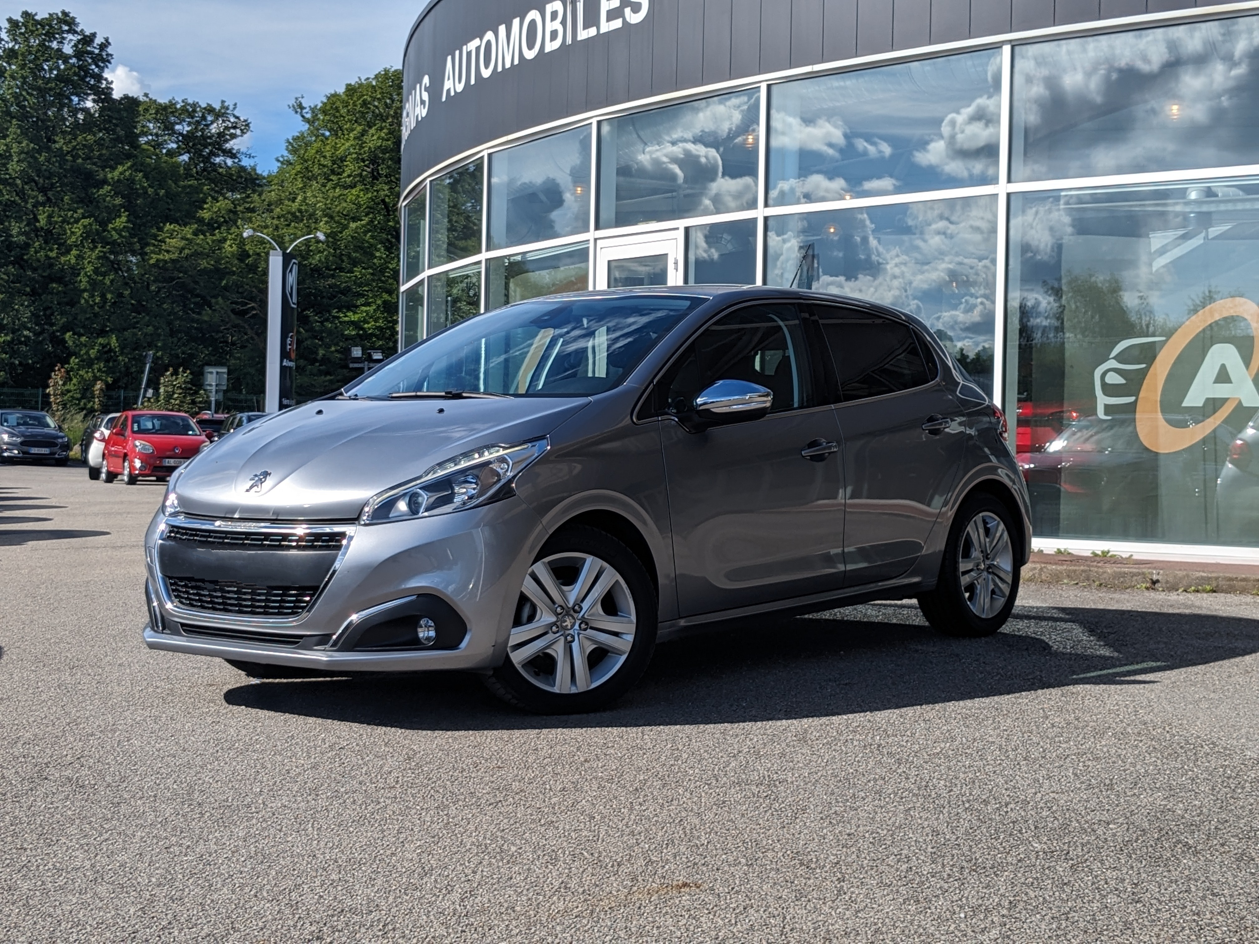 PEUGEOT 208 d'occasion sur Paris