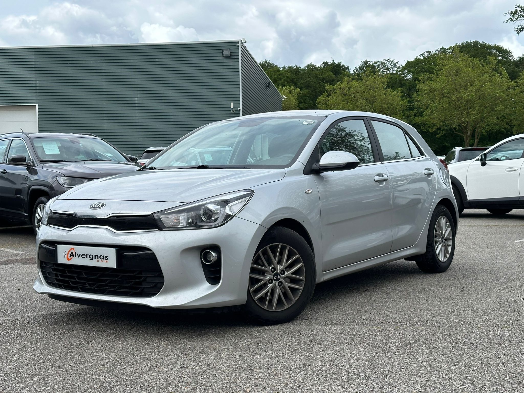 KIA RIO d'occasion sur Paris