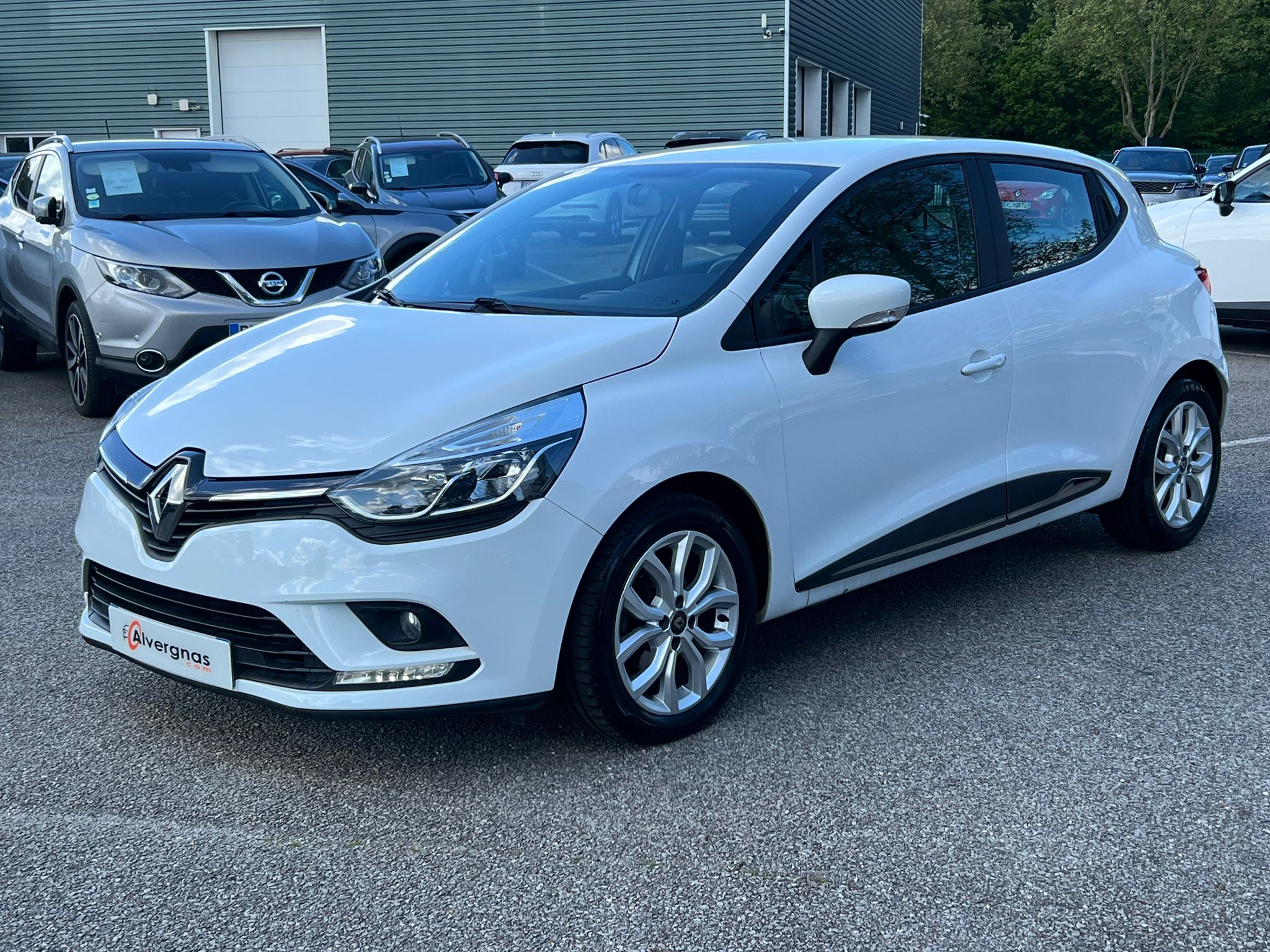 RENAULT CLIO d'occasion sur Paris